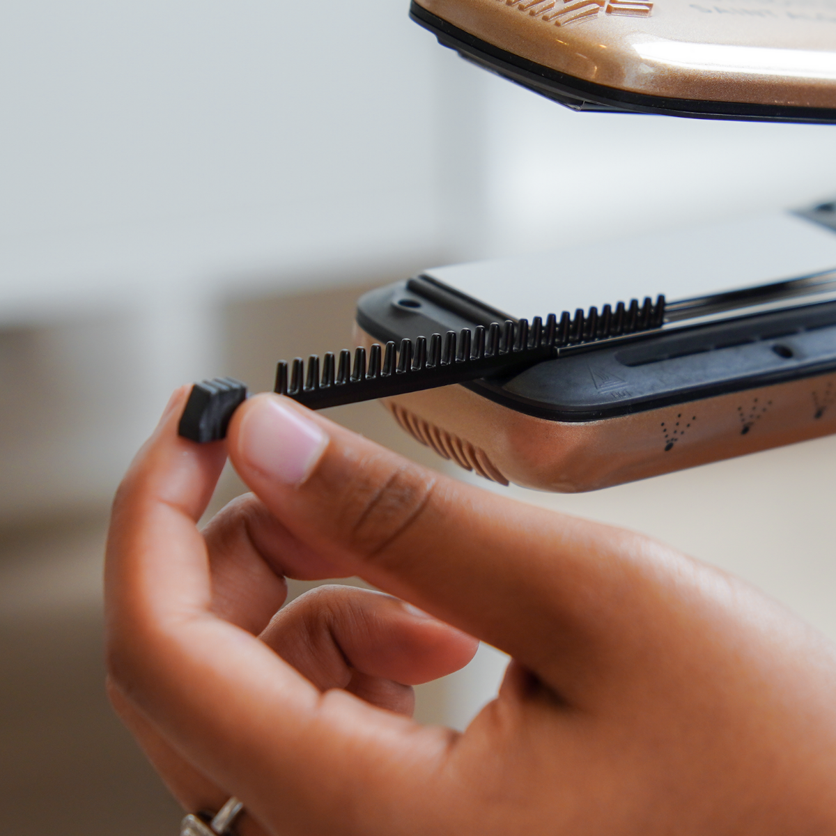 Peigne Latéral pour lisseur vapeur Demeliss TITANIUM